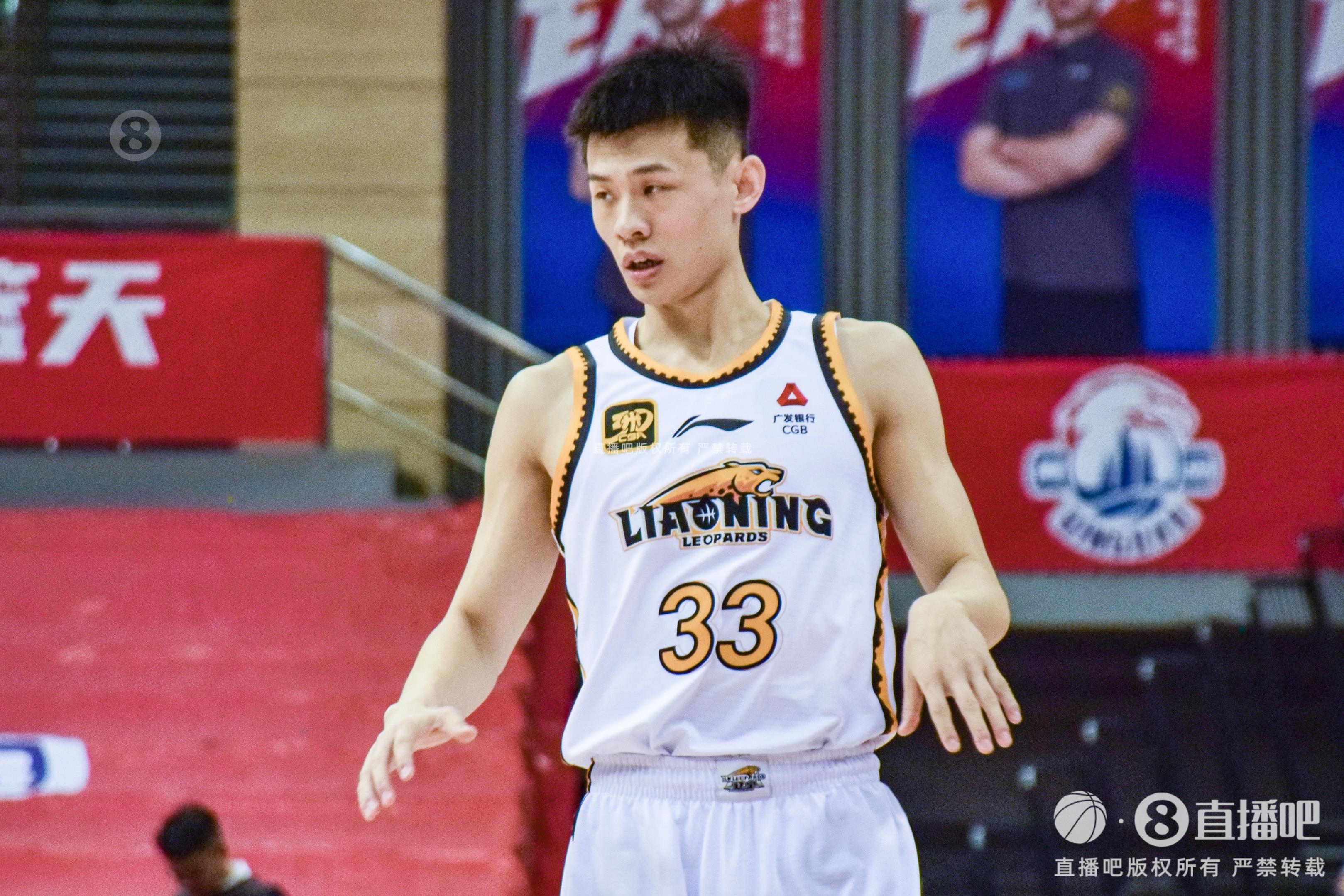 盡力了！王嵐嵚末節(jié)2記三分 全場18分鐘4中3拿到10分